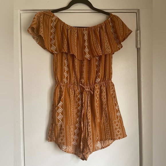 Iris Orange Shorts Romper With pockets Size Small - Picture 1 of 5